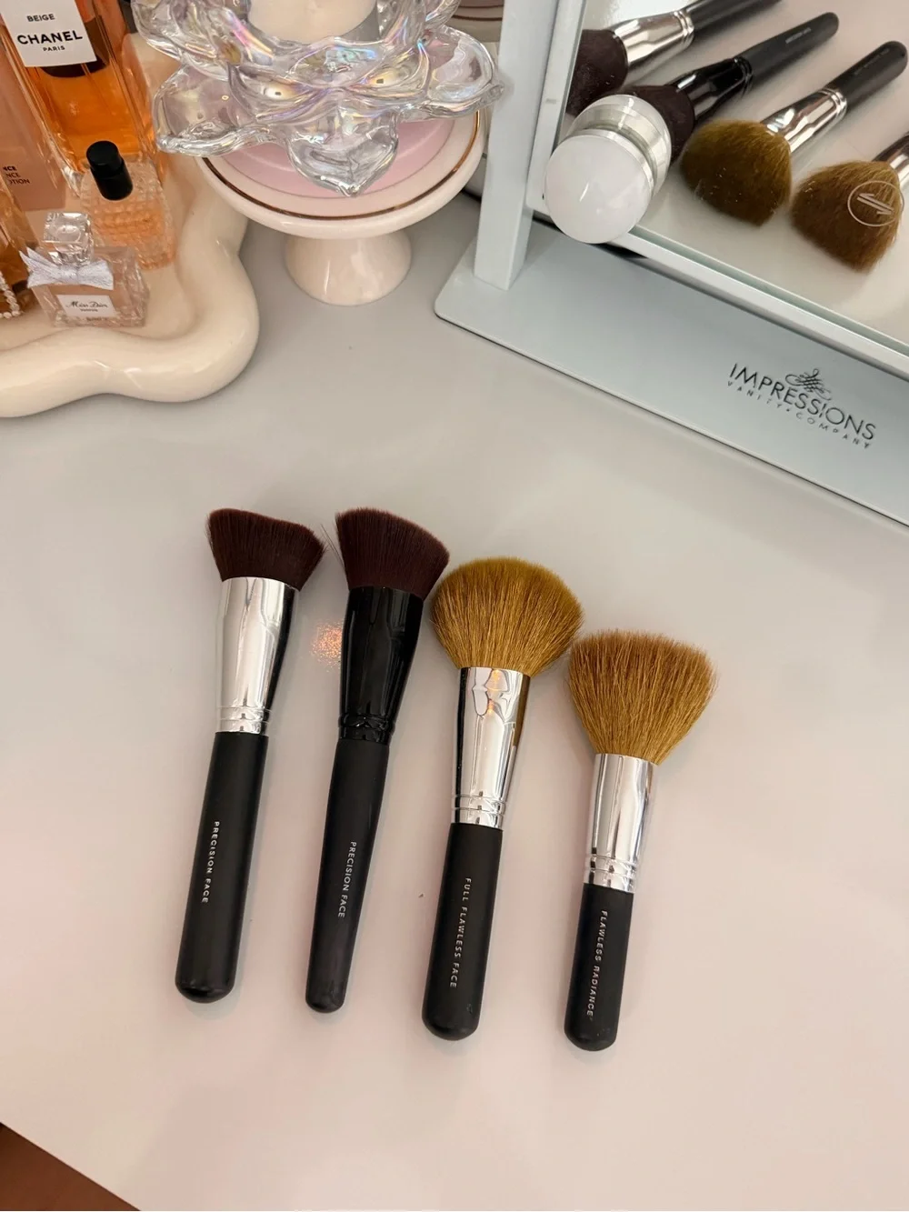 Bareminerals Luxury Face Brush Set – Black Handles with Brown Bristles